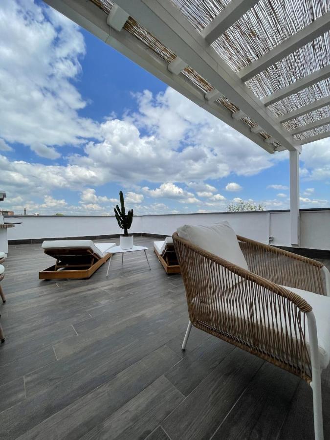 Ultra Stylish Modern Attic * Roma
