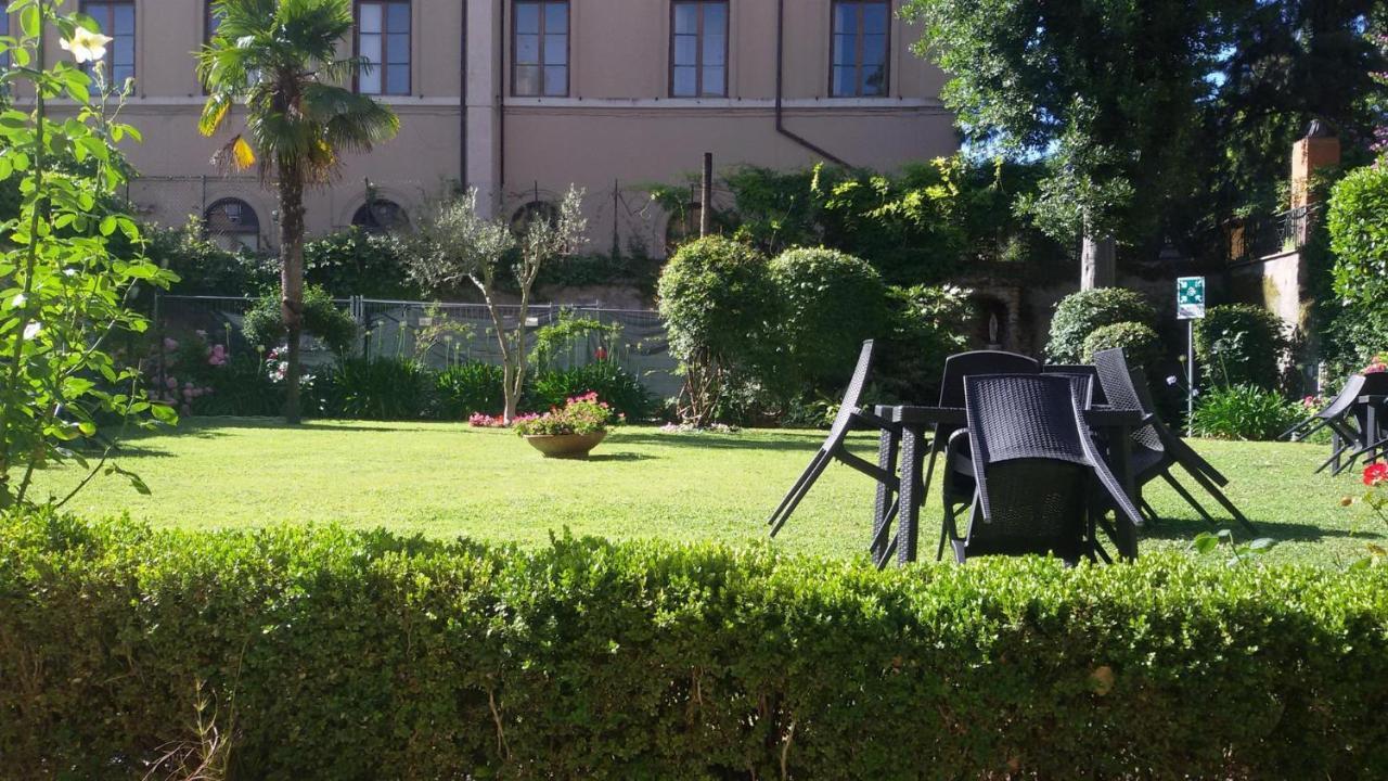 Bed & Breakfast Riari Roma