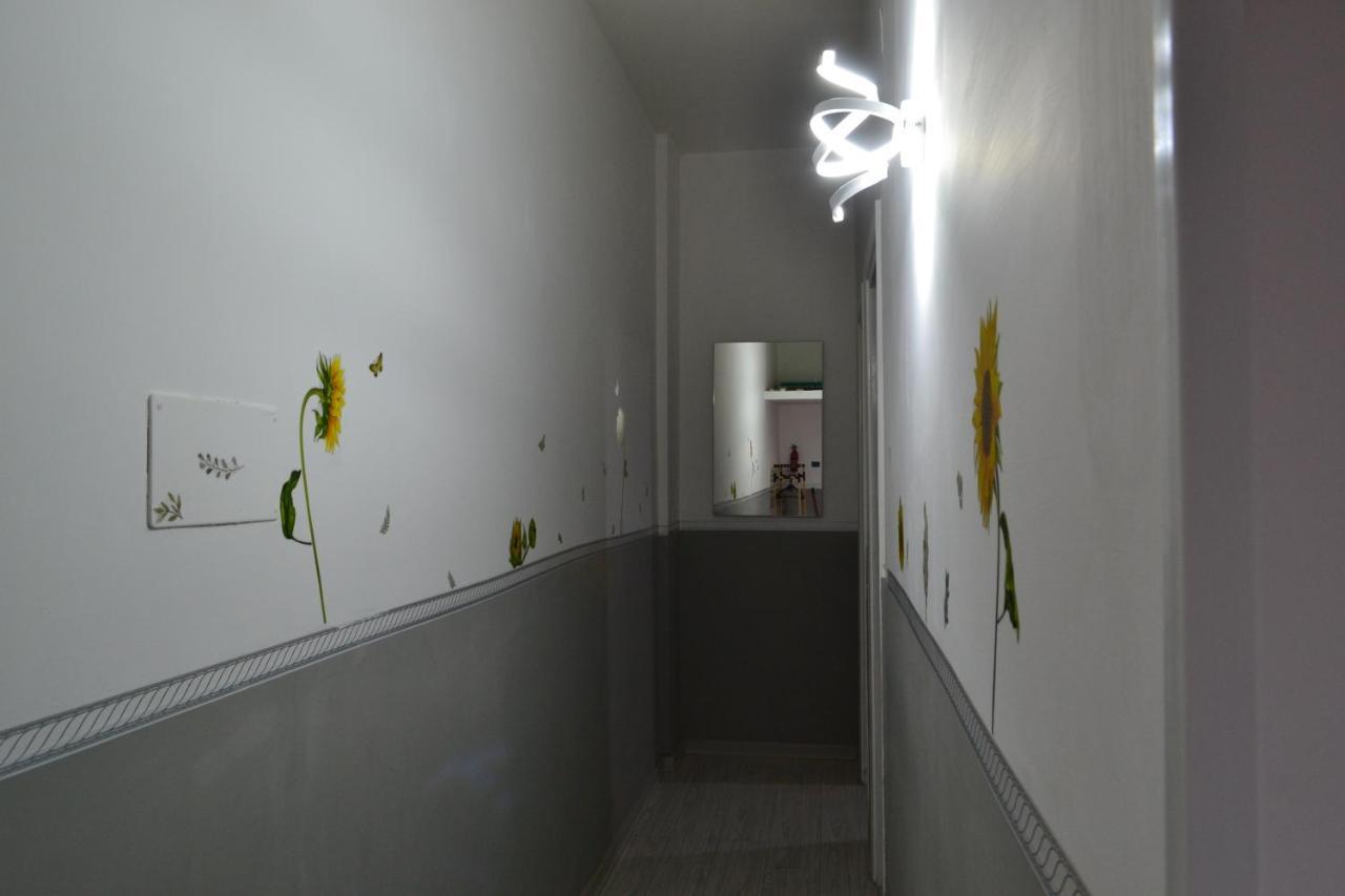 Sunflower House Rome