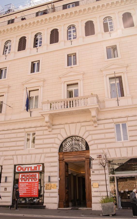 Esposizione Boutique 3* Rom