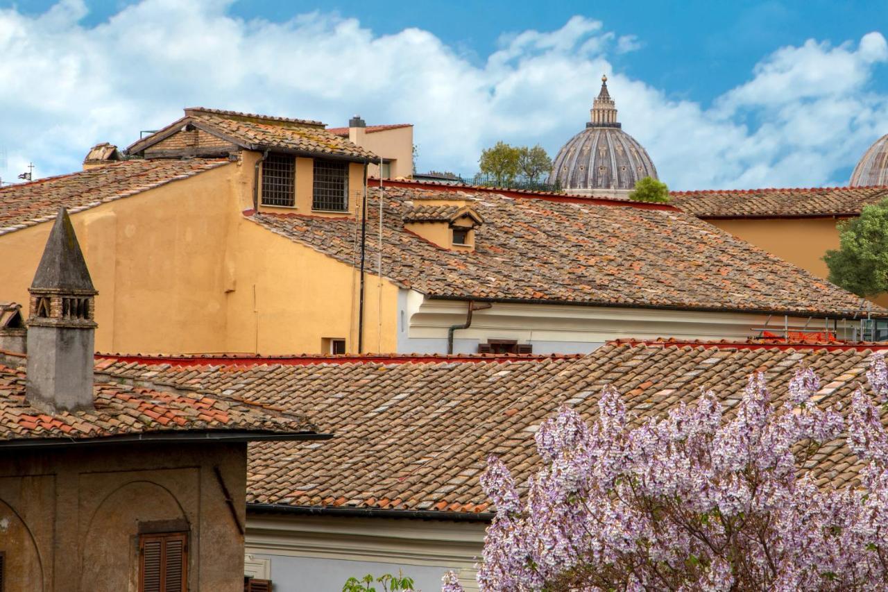 Navona Sky Palace Gasthof *