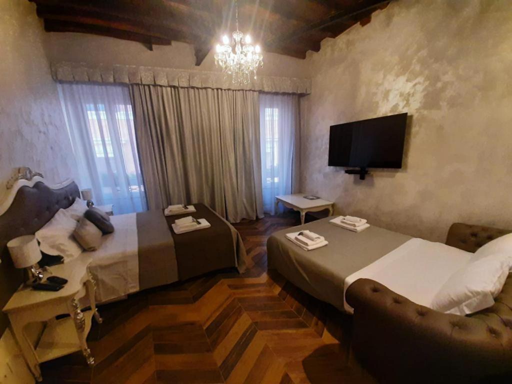 Palazzo Fracassini Casa de hóspedes Roma