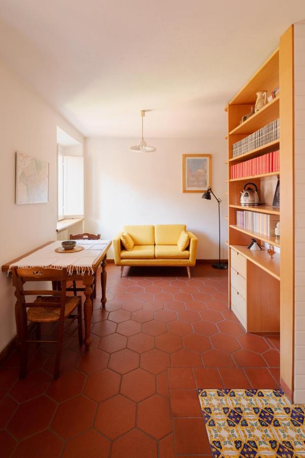 Quiet In The Heart Of Trastevere Roma