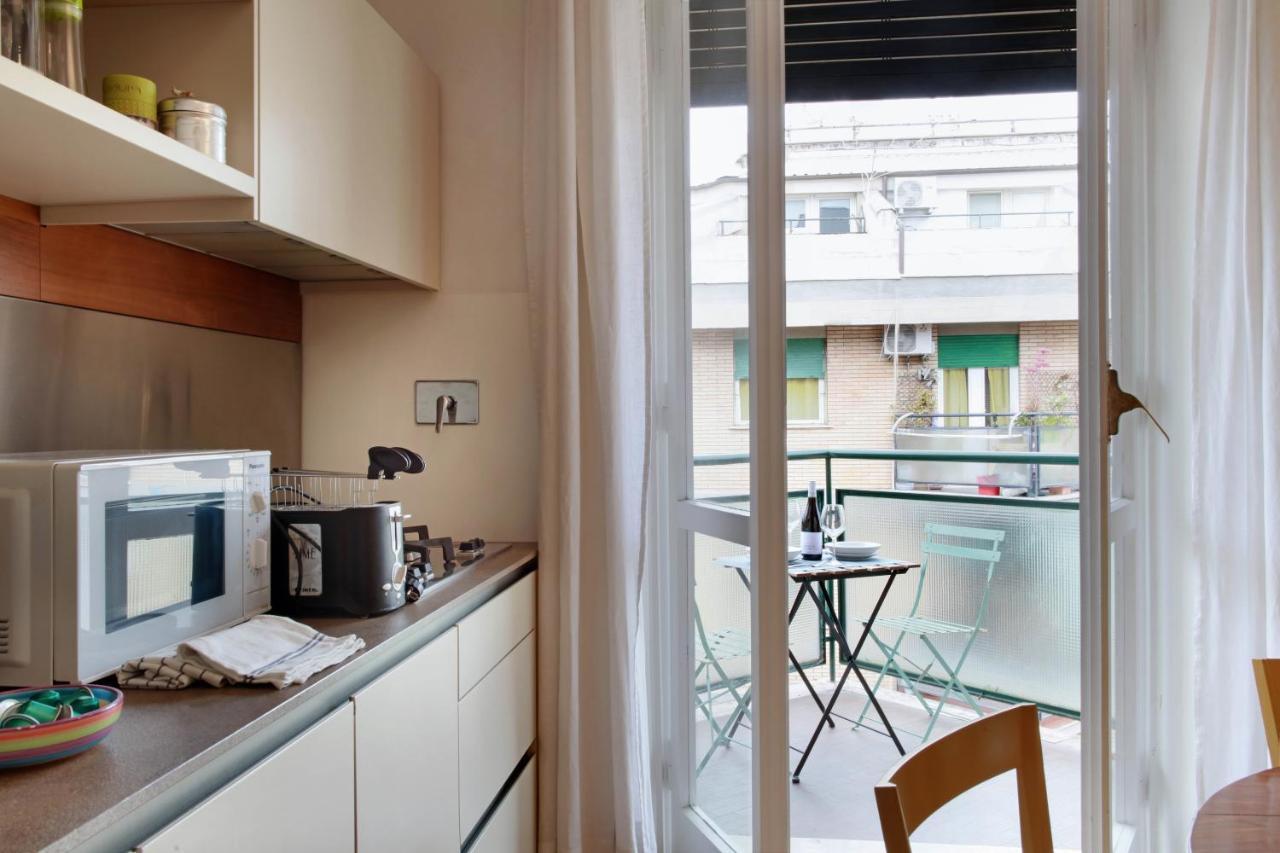 Appartamento Trastevere-Pascarella Apartment *