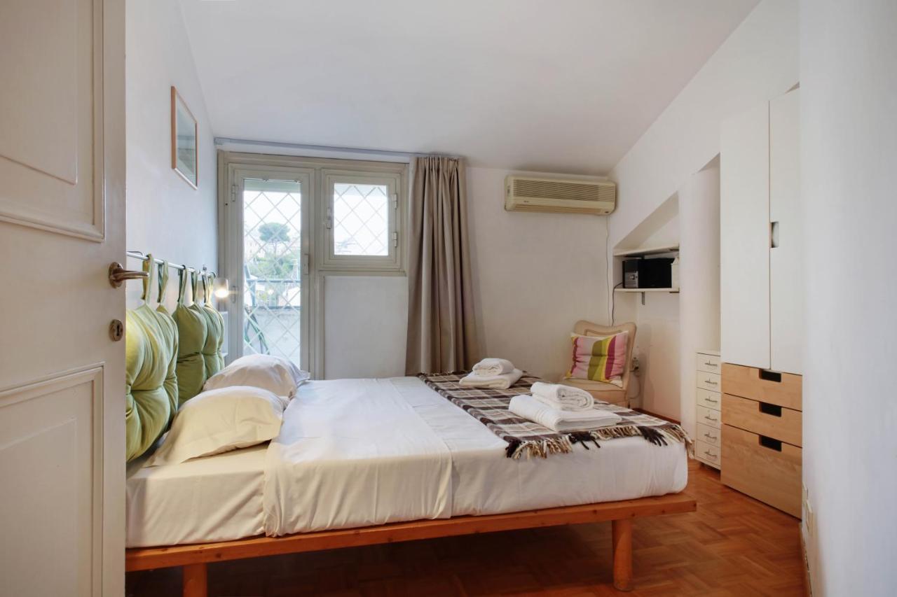 Appartamento Trastevere-Pascarella Apartment *