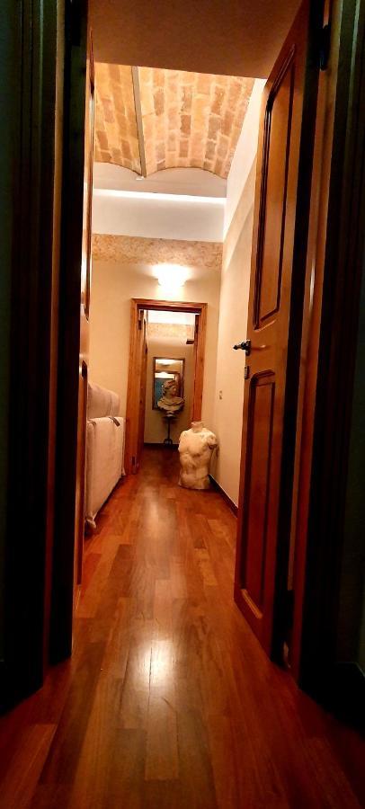 Apartment 1878s By Aat- Luxury Historic House Piazza Di Spagna Rom