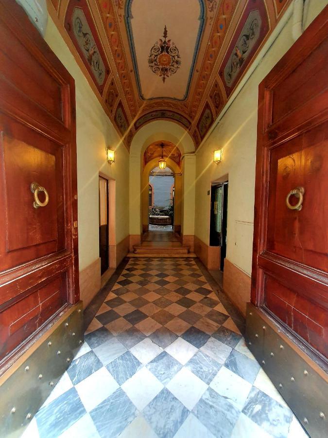 1878s By Aat- Luxury Historic House Piazza Di Spagna * Rom