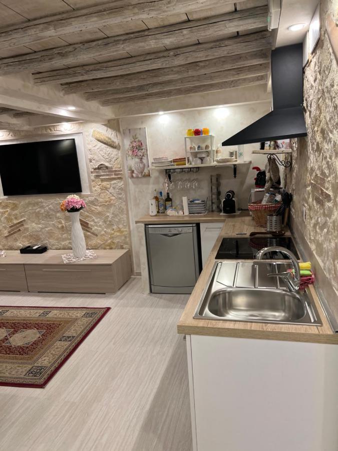 Apartamento Historic Center, 800 Meters From The Trevi Fontain Roma