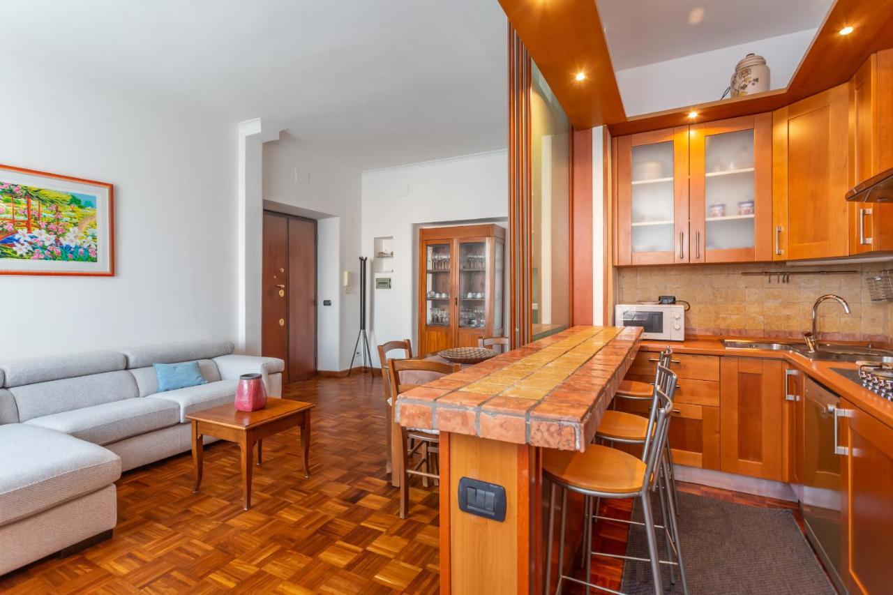 Apartamento Modern 2bdr Vibrant Prati Neighborhood