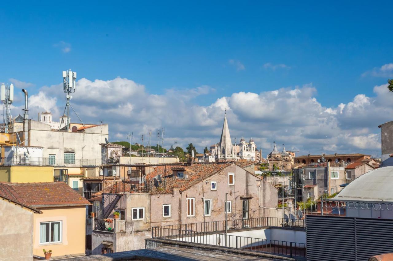 The B Rooftop Apartment Rome