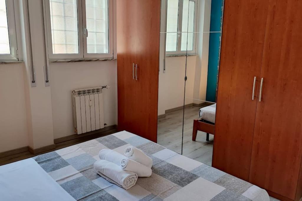 Hubby House - * Roma