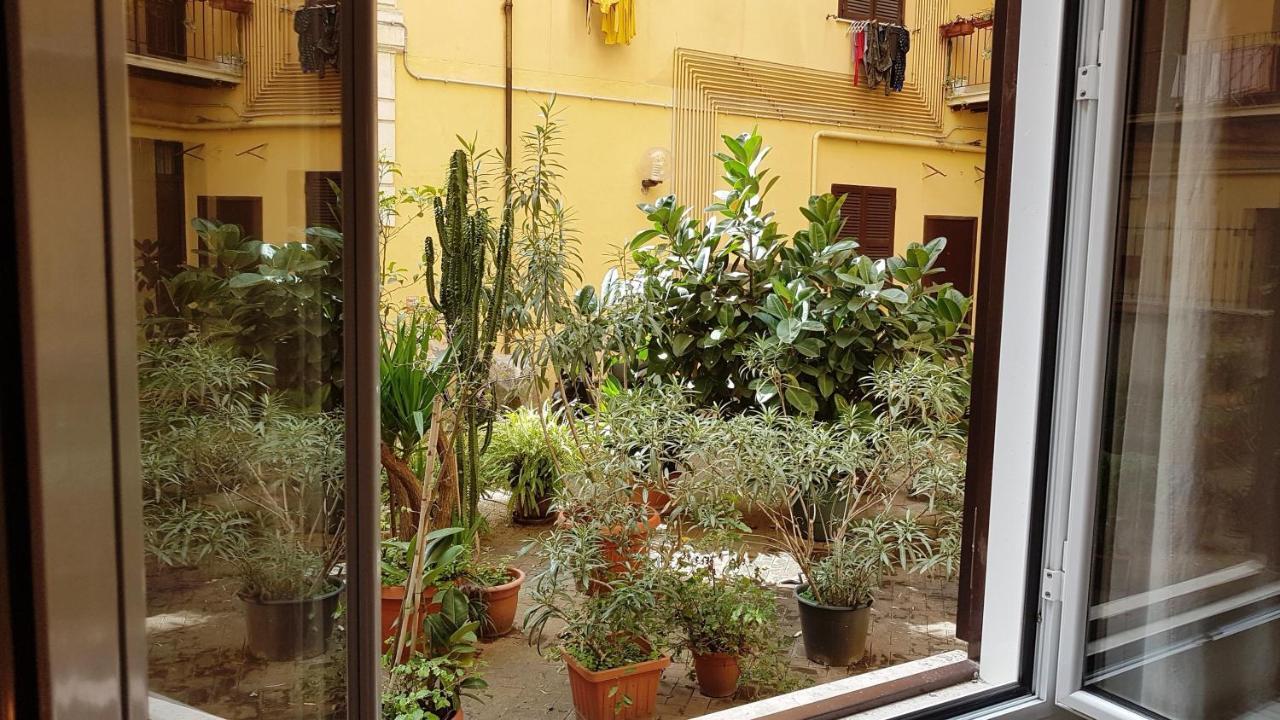 Lovely In Testaccio, * Rom