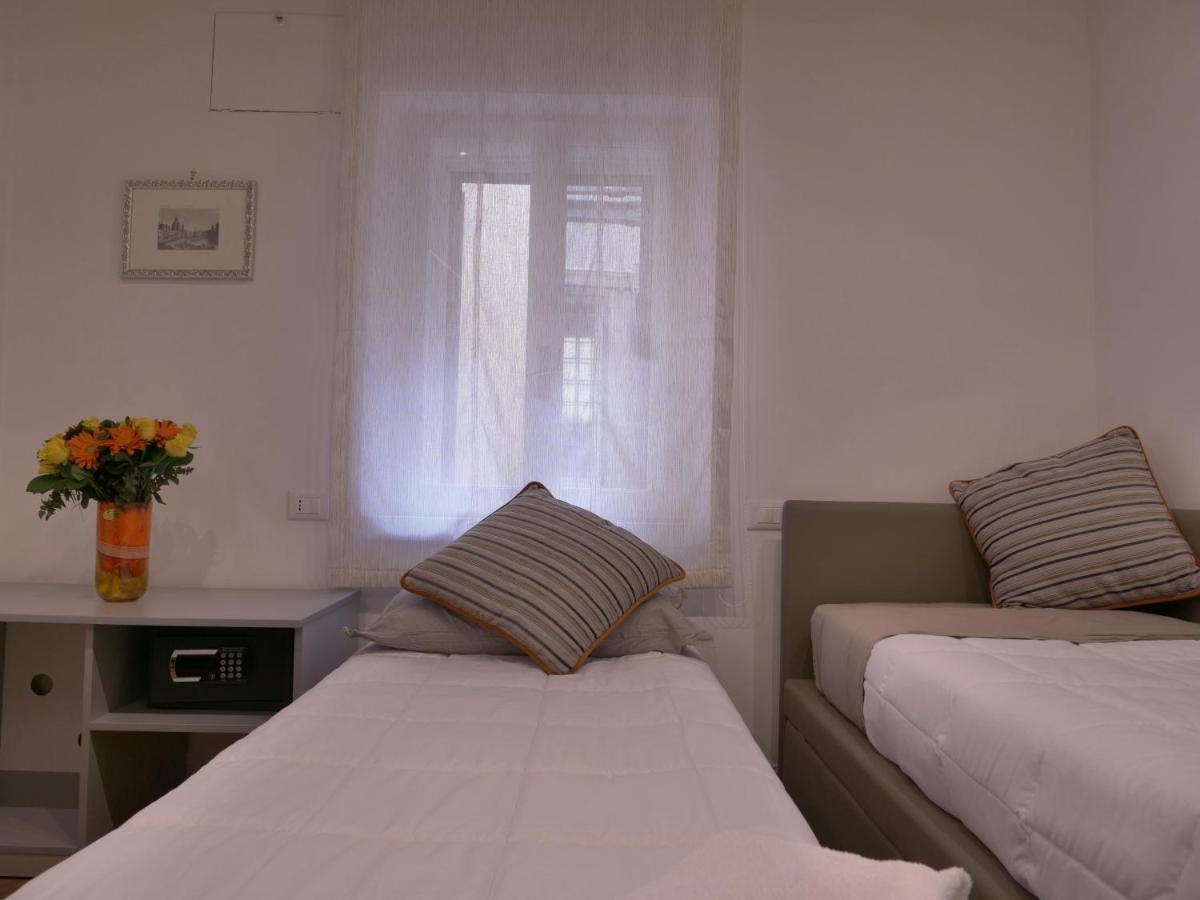 Affittacamere Helmirage Trevi Roma