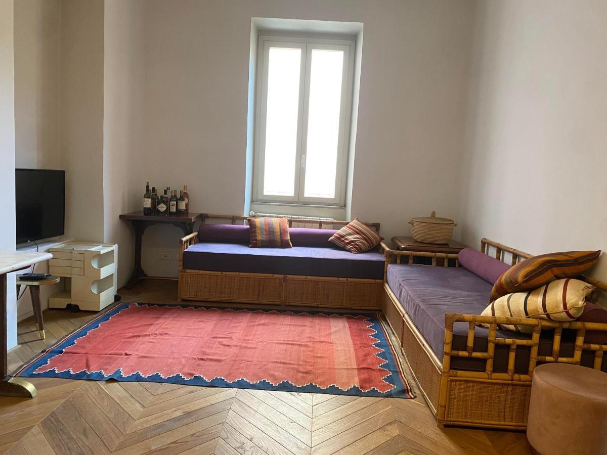 Casa - Piazza Vittorio * Roma
