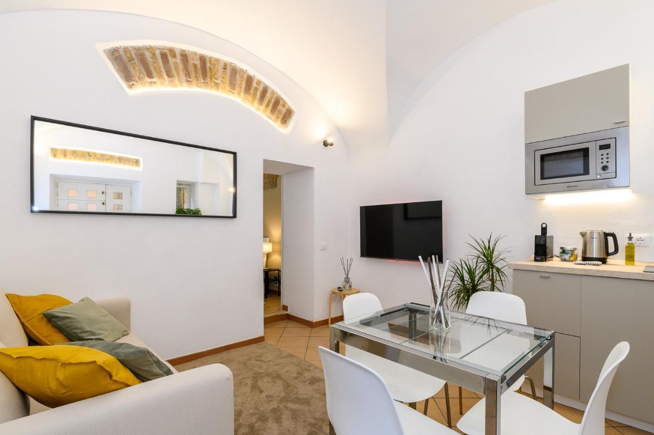 Cozy & With Private Entrance By Ndp Rent Appartamento