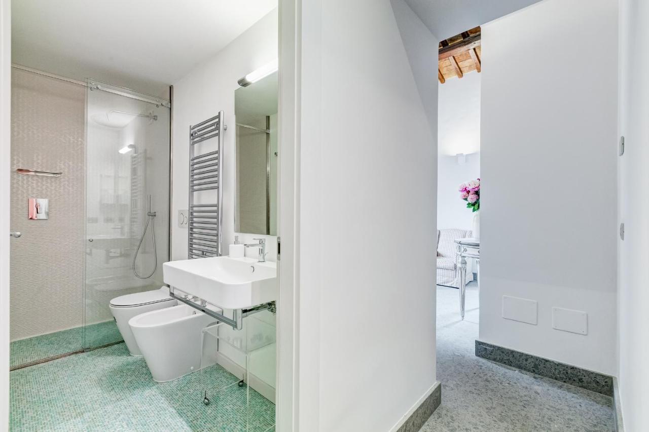 Casa vacanze Bmga L Luxury With Patio In Trastevere Roma
