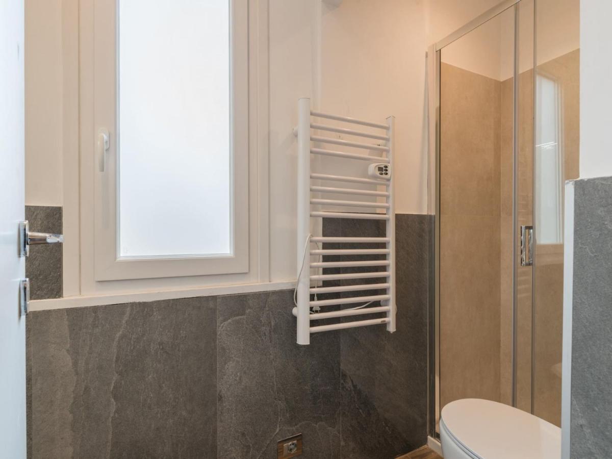 The Best Rent - Elegant Three-bedroom A Few Steps From Fontana Di Trevi Roma