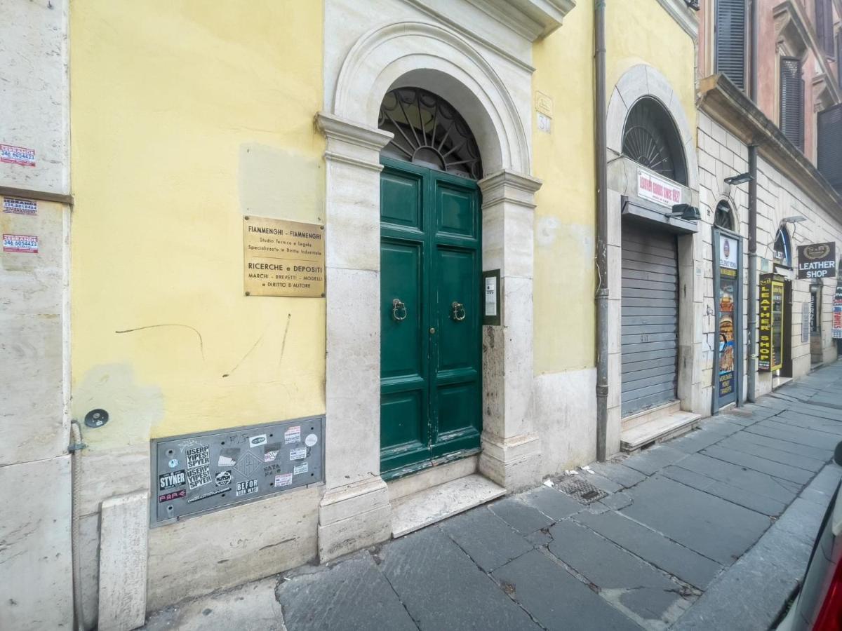 The Best Rent - Elegant Three-bedroom A Few Steps From Fontana Di Trevi Apartamento