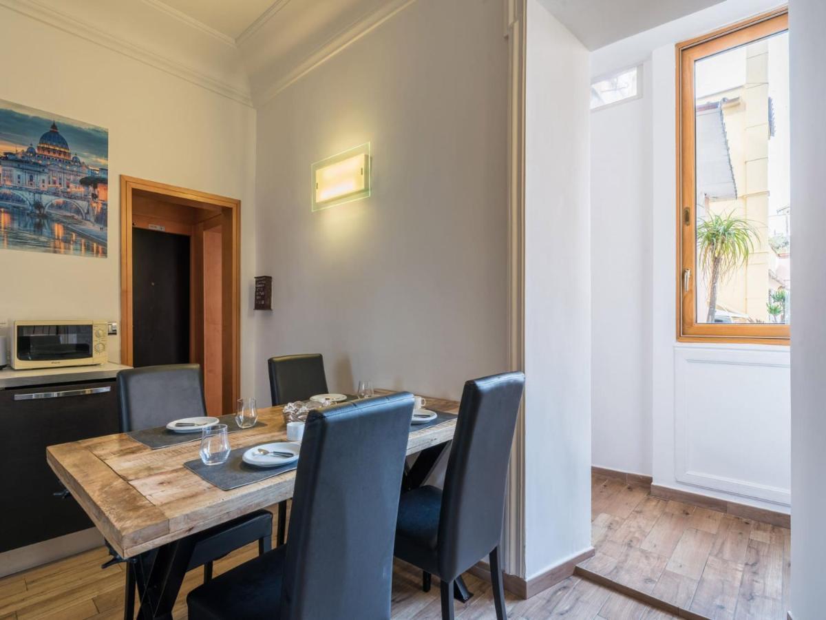 The Best Rent - Elegant Three-bedroom A Few Steps From Fontana Di Trevi Roma