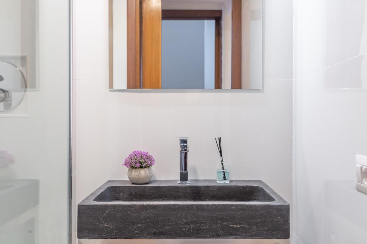 Trastevere San Calisto 3 Bdr Apartamento *