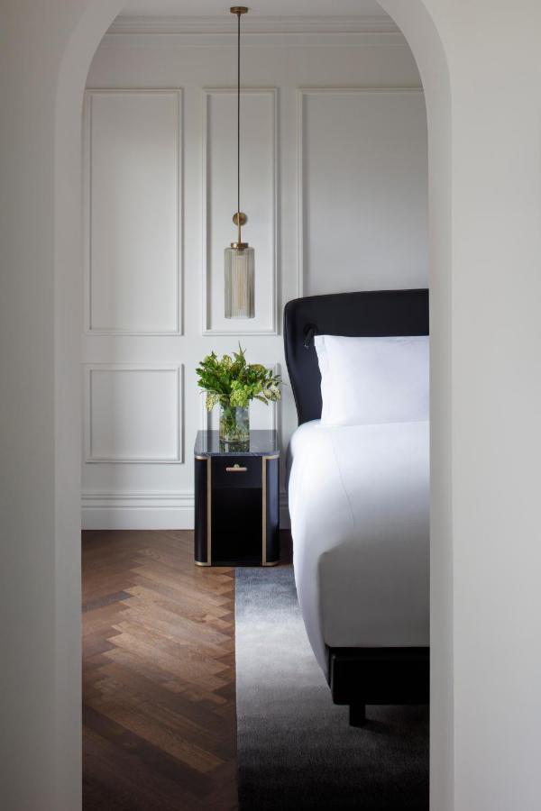 Hotell Intercontinental Ambasciatori Palace By Ihg 5*