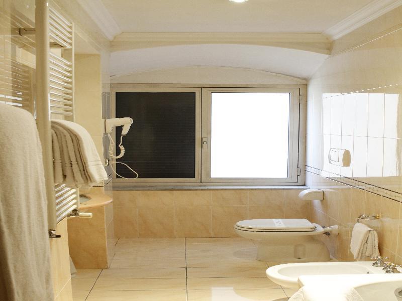 Pace Helvezia Hotell Roma