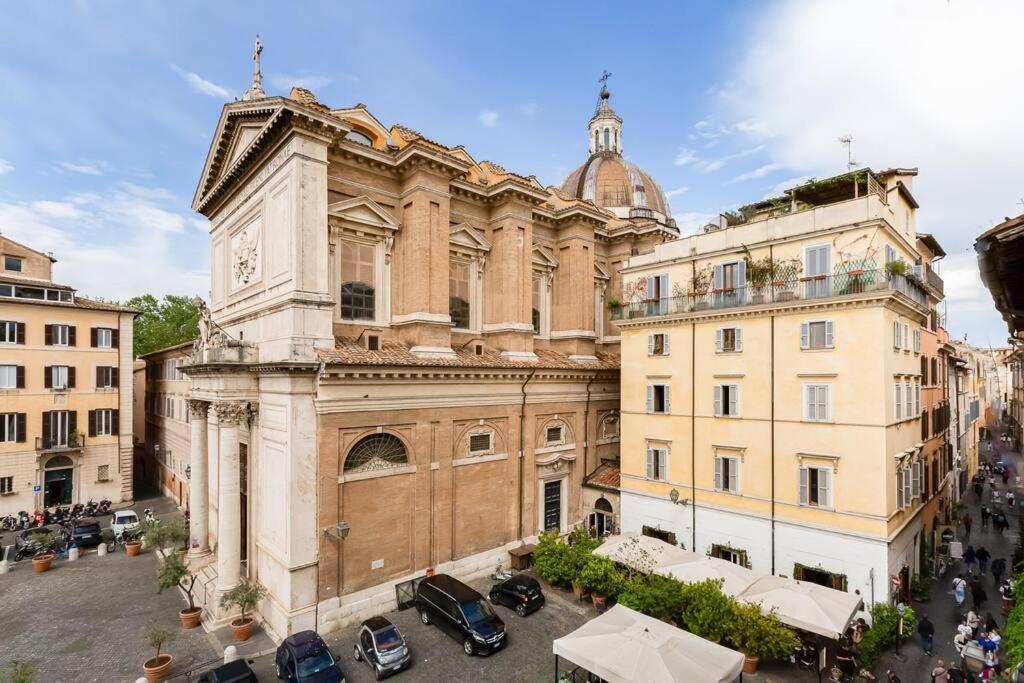 Luminous Few Steps From Piazza Navona Rom