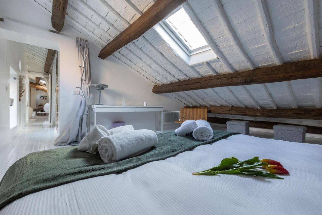 Pantheon White Penthouse Сasa de vacaciones