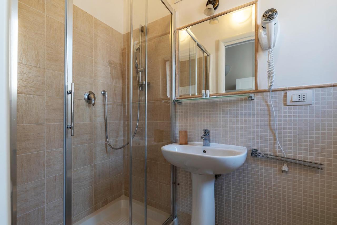 4-rooms Flat At Vatican Apartamento