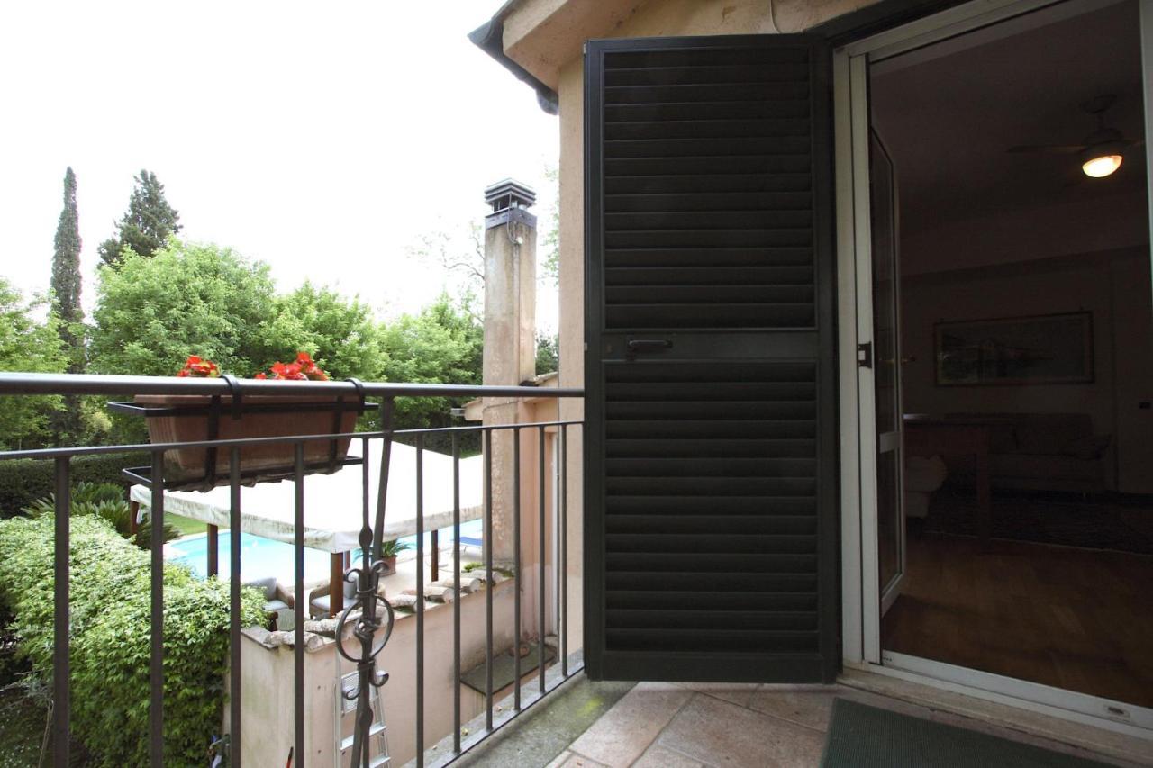 Appia Antica 1br With Swimming Pool Appartamento *