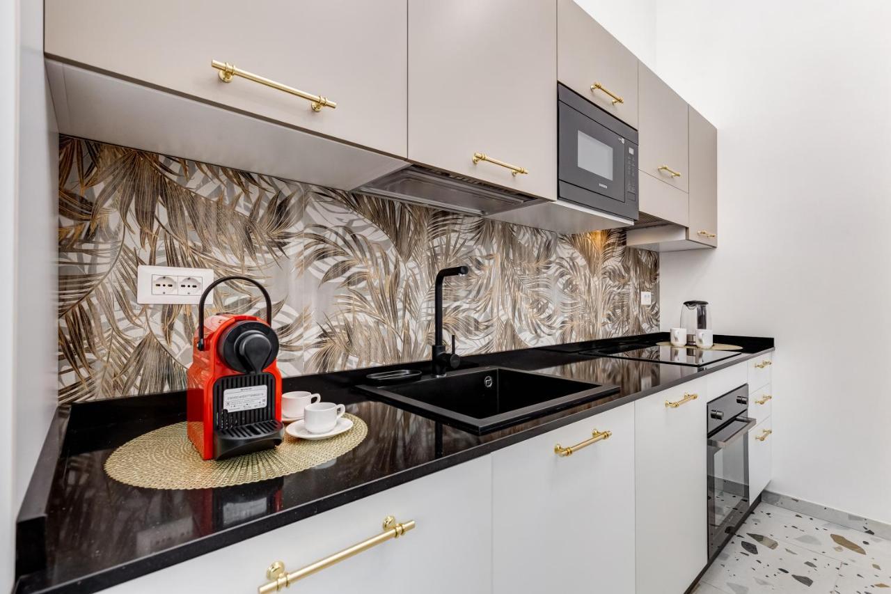 Chiara - A New Luxury Star Is Born In Rome! Roma