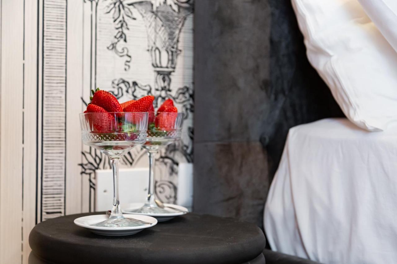 Chiara - A New Luxury Star Is Born In Rome! Villa Roma