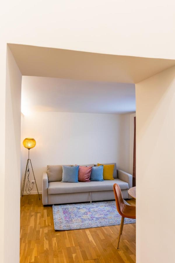 Vatican Apartment *