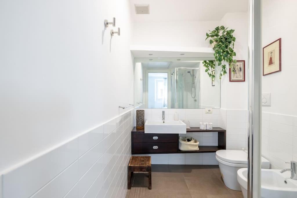 Leilighet Hospitalityrome Monti Leonina With Terrace Roma