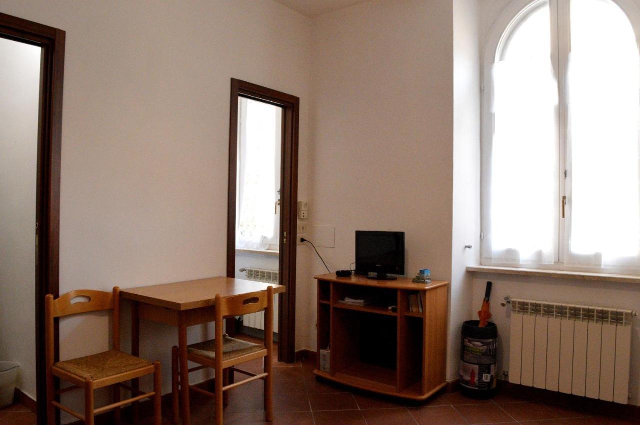 Apartment Little Queen Rom