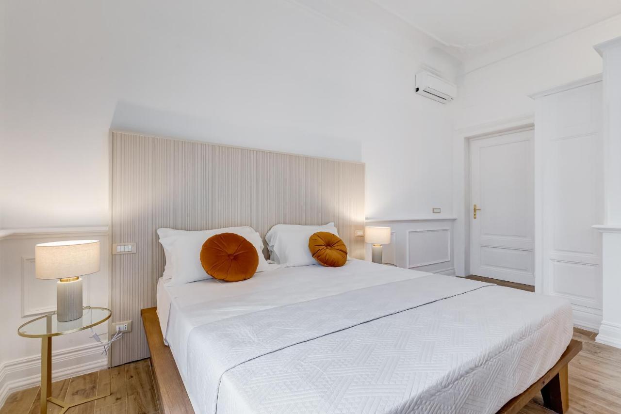 Monti Cavour Gjestgiverier Roma