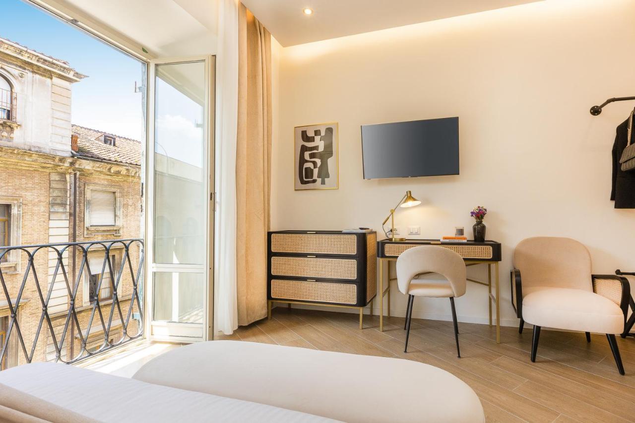 Colosseum Boutique Rome