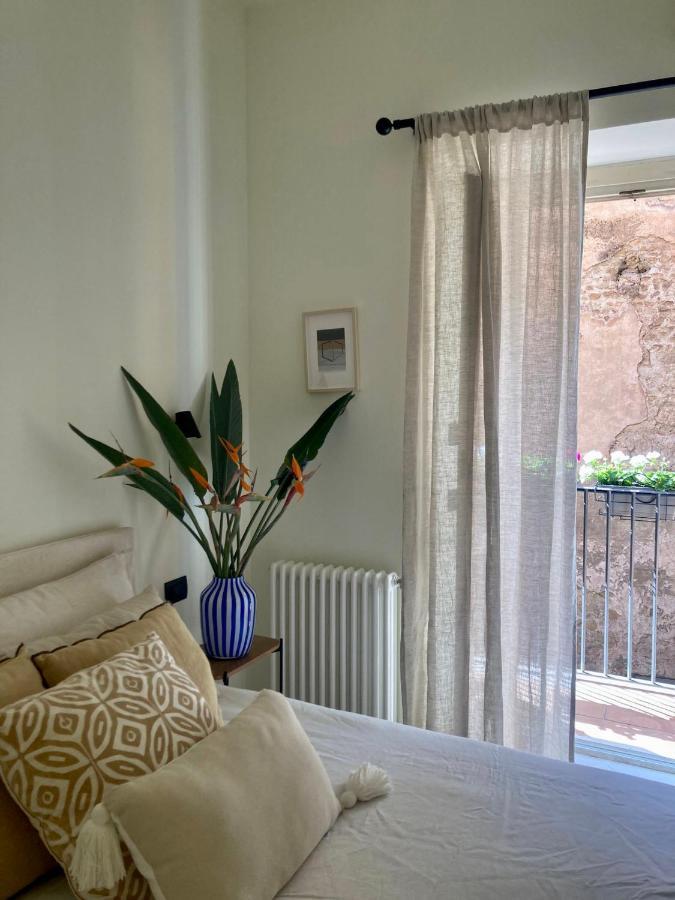 Apartment In The Heart Of *
