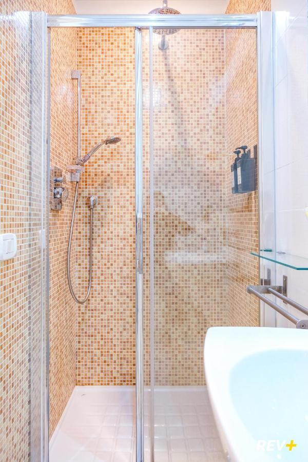 Guest house Viale Giulio Cesare