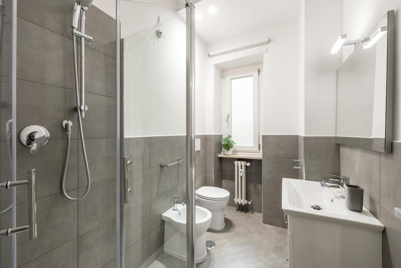 White Flat Gallia * Roma