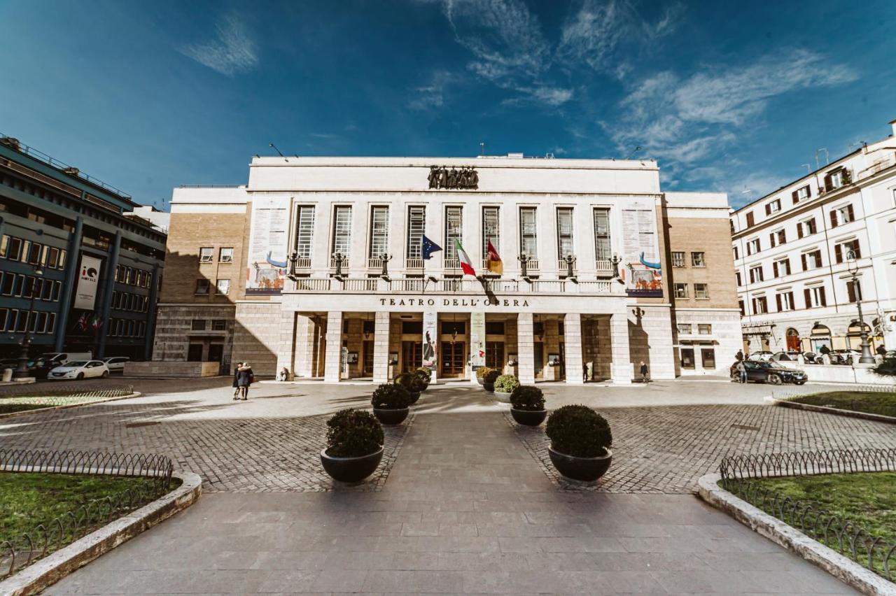 Bed and breakfast Downtown Luxury - Termini Train Station