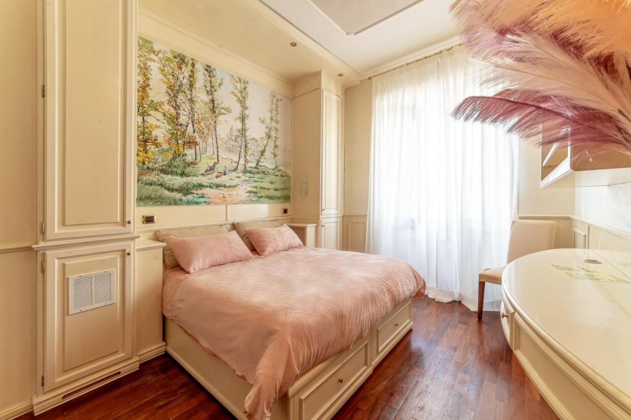Downtown Luxury - Termini Train Station Bed and breakfast