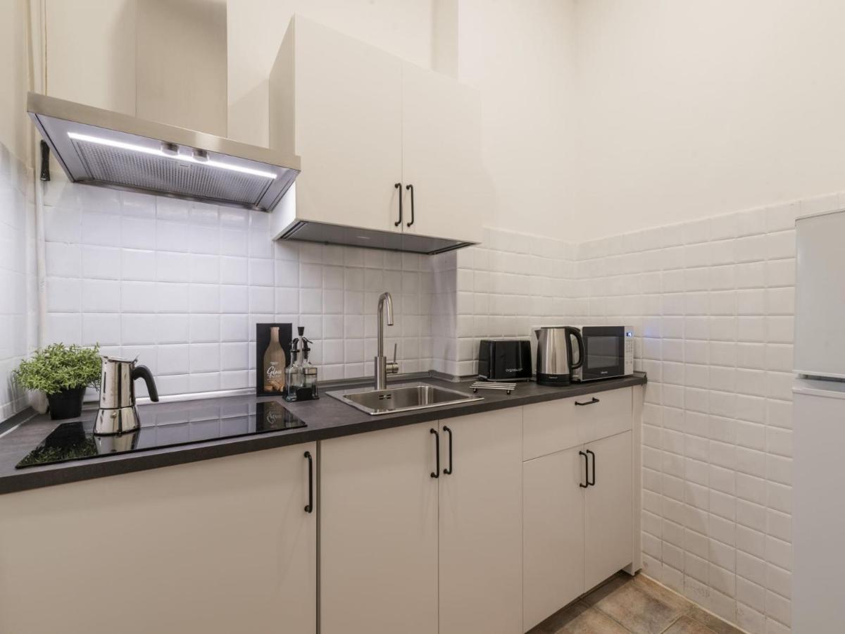 The Rent - Gorgeous One-bedroom Near Piazza Di Spagna Apartment Rom