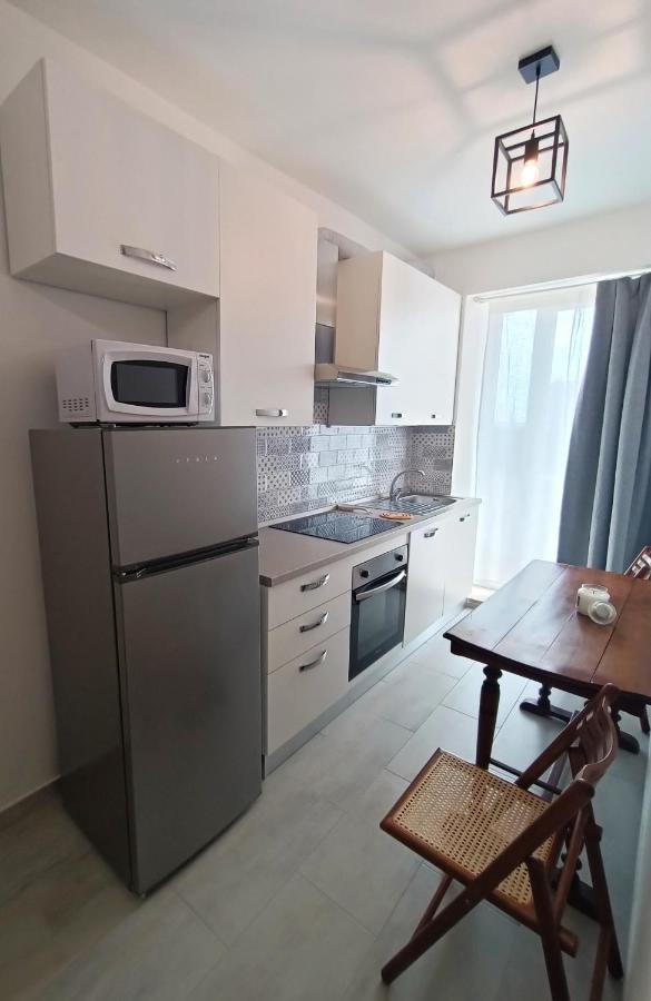 Apartamento La Terrazza Sull'appia By Hostand