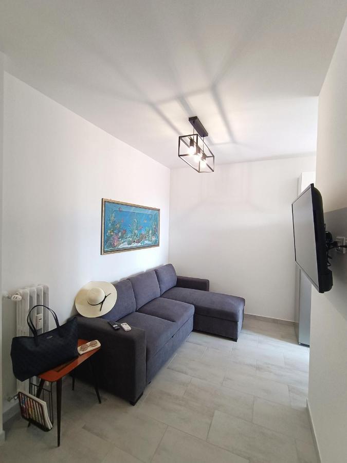 Apartamento La Terrazza Sull'appia By Hostand