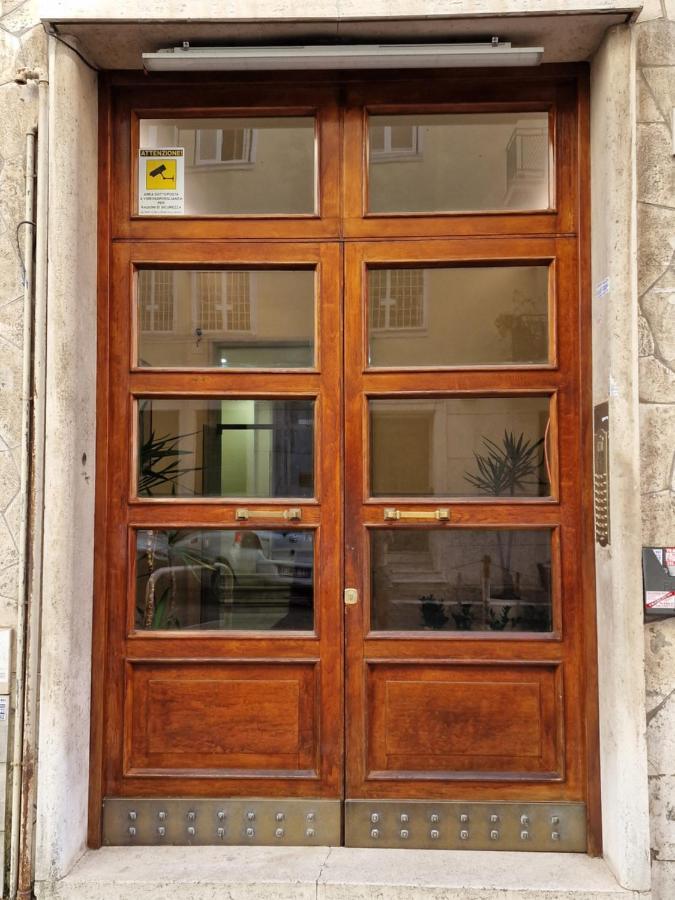 Cuma * Roma