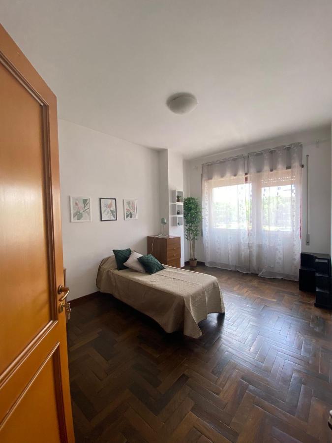 The Italian House In A Pochi Passi Dalla Metro A Apartamento *