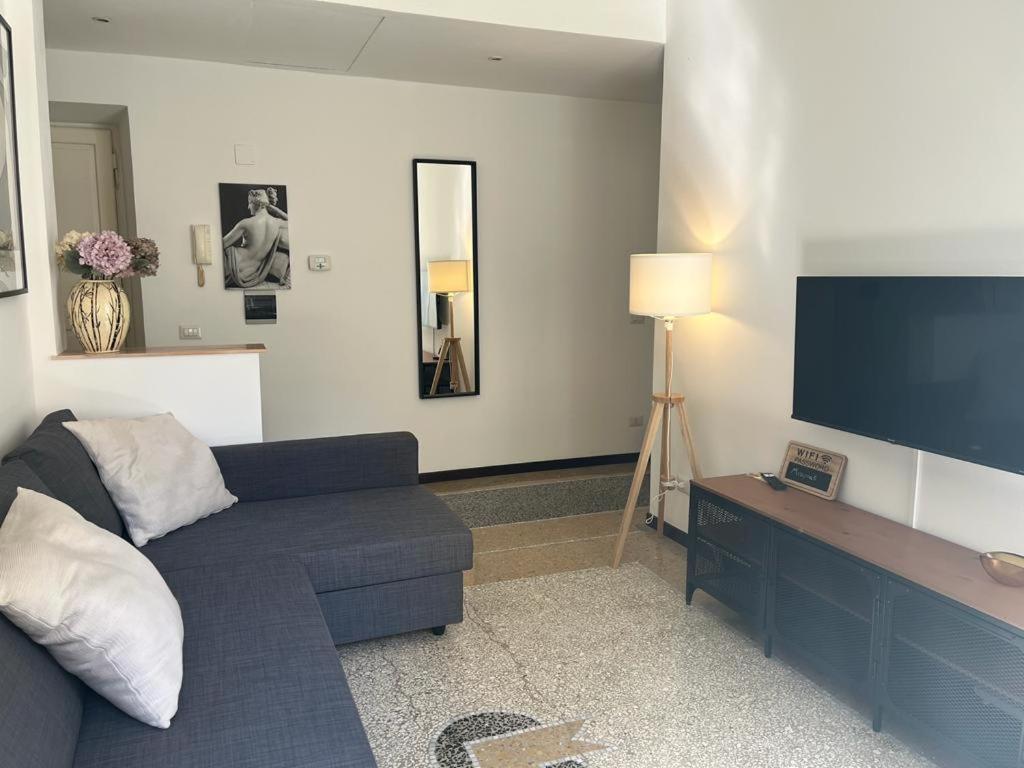 House Of Mia In Prati Apartment
