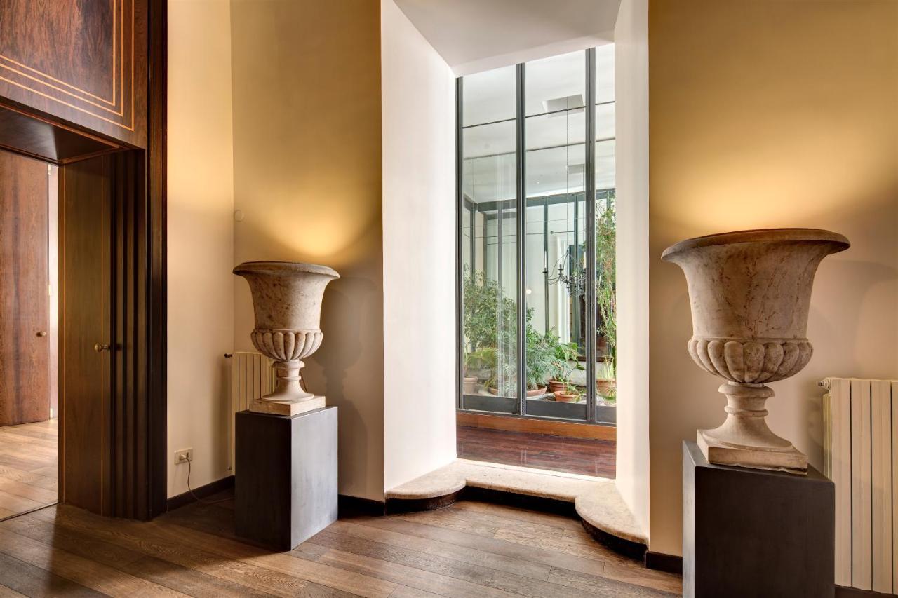 Palazzo Berardi: Renaissance Downtown Luxury * Roma