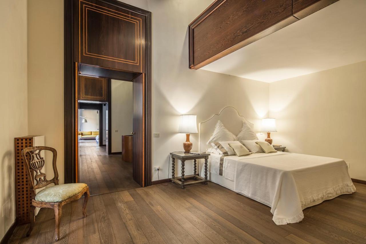 Palazzo Berardi: Renaissance Downtown Luxury Roma